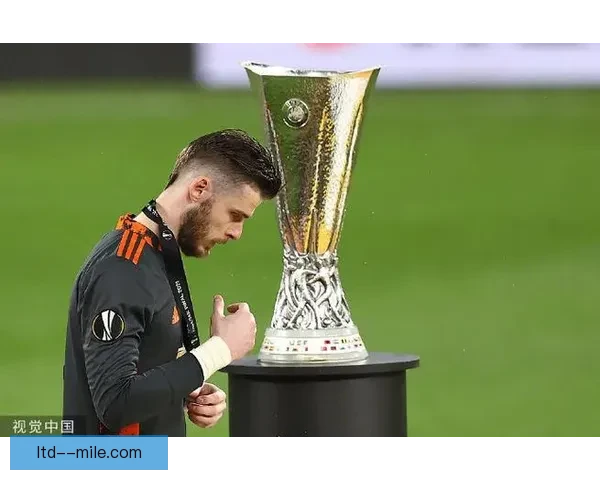 比利亚雷亚尔逆袭夺欧联杯历史性胜利再创辉煌